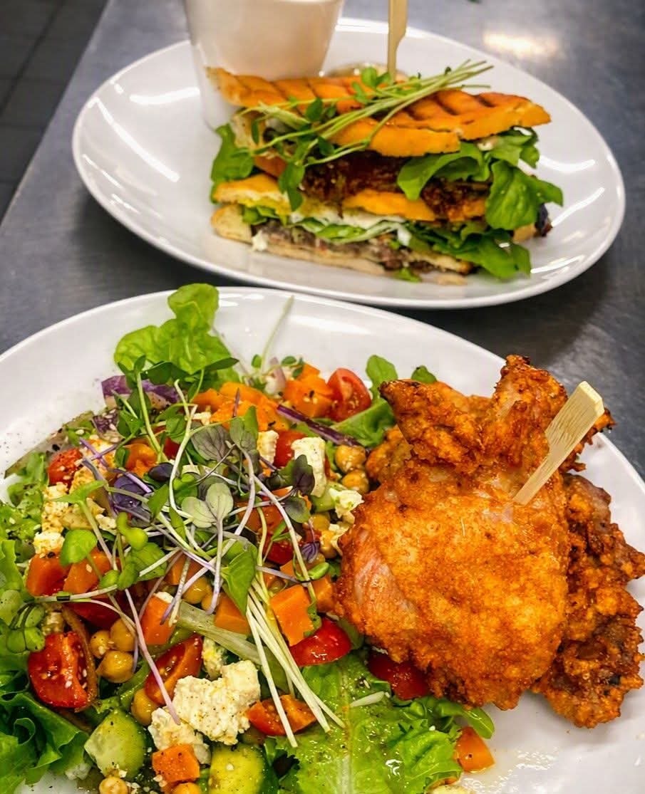 My Rainbow Café — gourmet salad and fried chicken